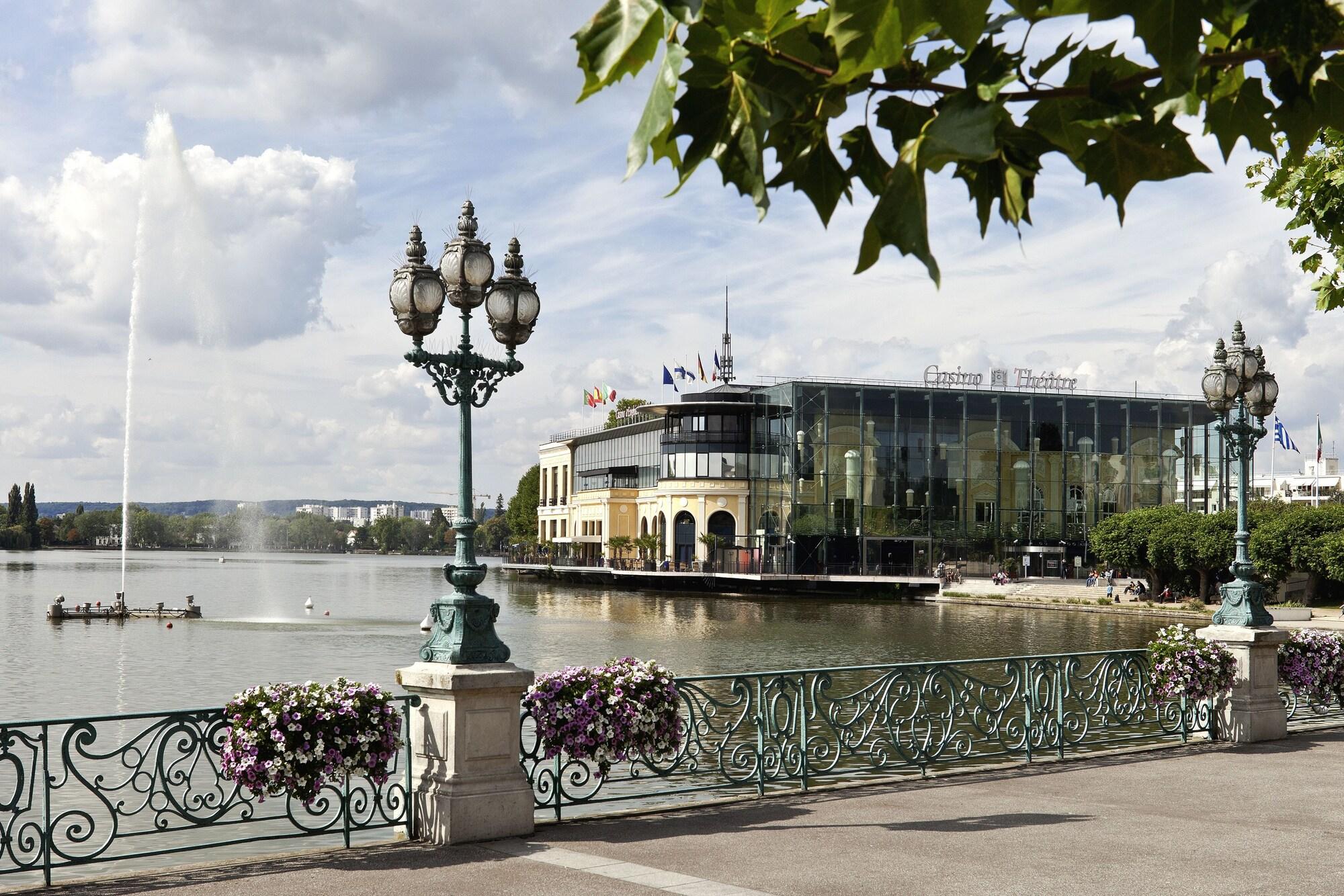 Hotel Barriere L'Hotel Du Lac Enghien-les-Bains Dış mekan fotoğraf